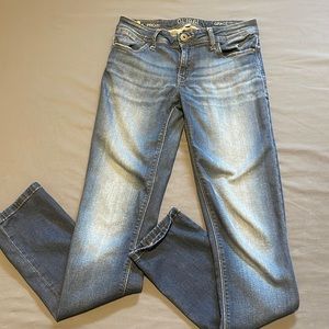DL 1961 Straight Jeans